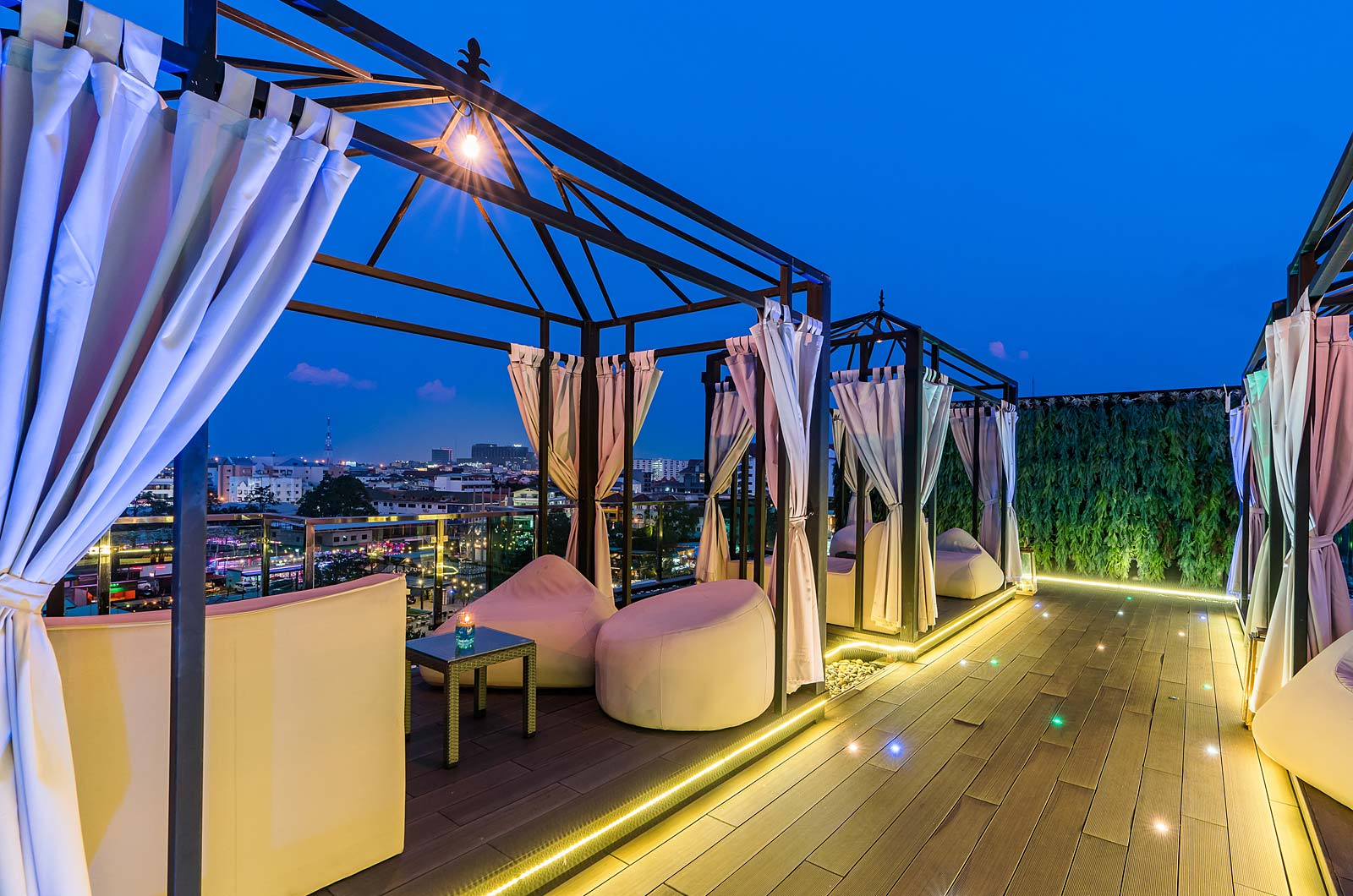 ARPO Sky Lounge